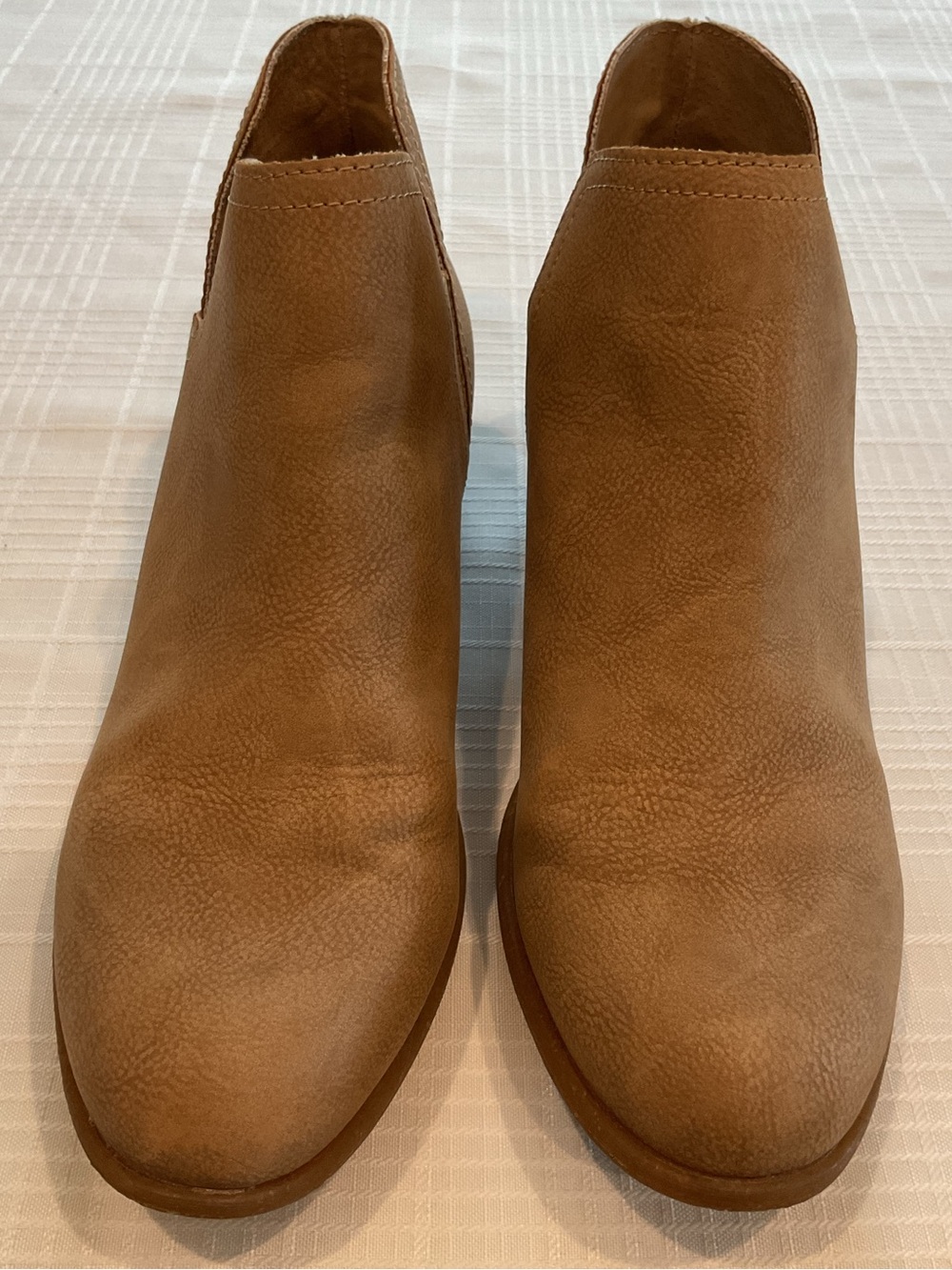 EUC boc Chestnut Brown Slip-On Ankle Booties
